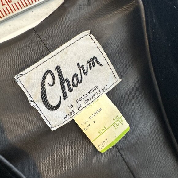 Vintage Womens Charm Black Velvet Opera Coat & Skirt Set SZ Small Hollywood USA - Picture 2 of 16